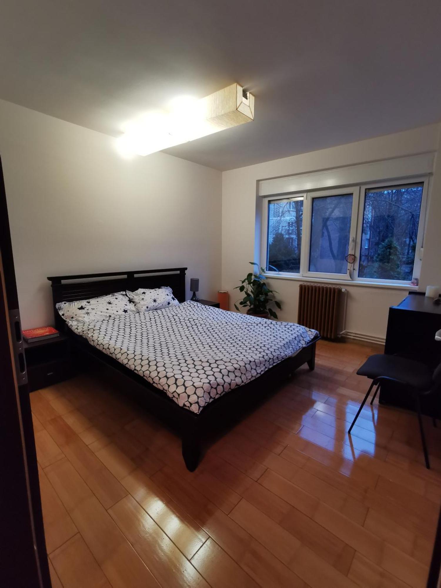 Comfy & Pleasant 10 Min Walk To Downtown *