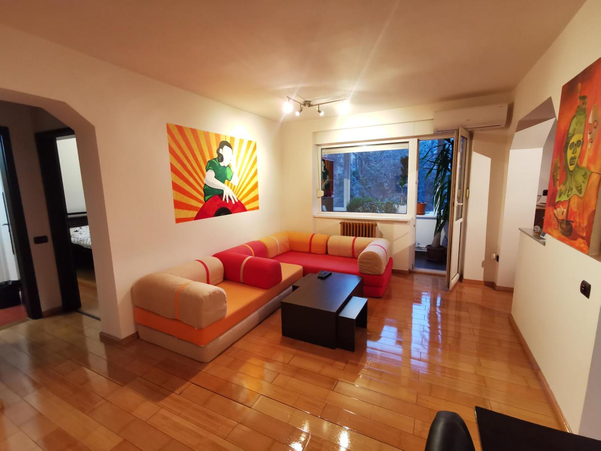 Comfy & Pleasant 10 Min Walk To Downtown Appartement